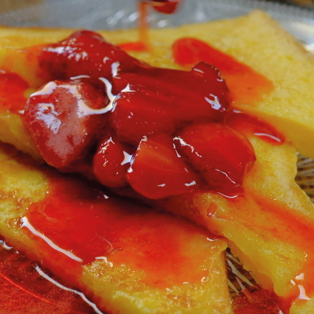 French Toast With Fresh Strawberries