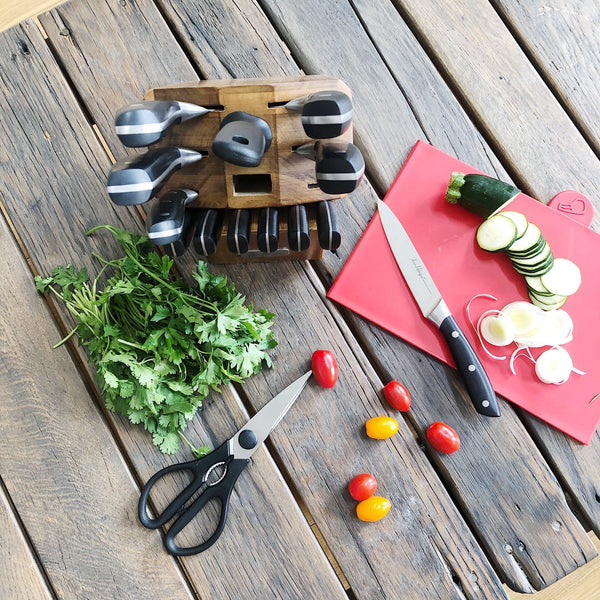 Onyx Collection 14 Piece Knife Set with Wooden Block