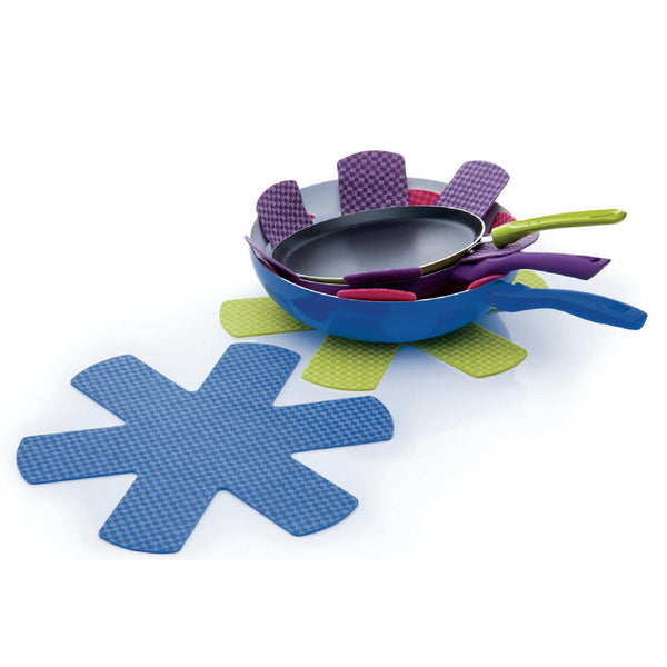 Colourworks Set of 4 Non-slip Pan Protectors